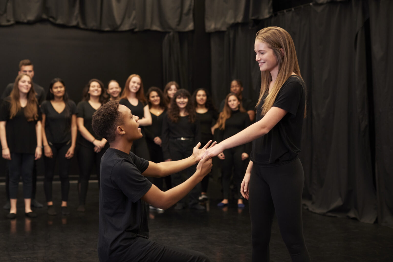 Show Squad - Performing Arts, Drama & Dance for young adults - Rak UAE